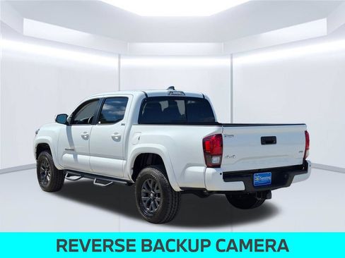 Used 2023 Toyota Tacoma SR5 AWD/4WD image 4
