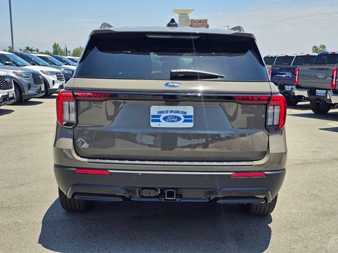 New 2026 Ford Explorer ST-Line RWD image 5