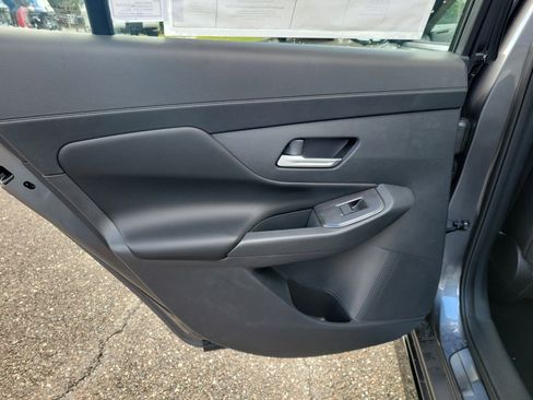 New 2026 Nissan Sentra SR w/ SR Premium Package FWD image 10