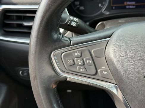 Used 2020 Chevrolet Equinox Premier FWD image 19