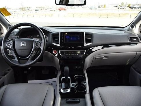 Used 2019 Honda Ridgeline RTL-E image 8