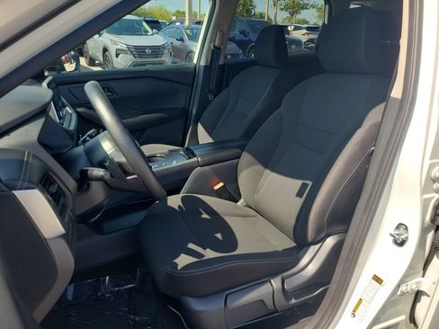Certified 2024 Nissan Rogue S FWD image 14
