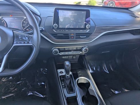 Certified 2024 Nissan Altima 2.5 SV image 16