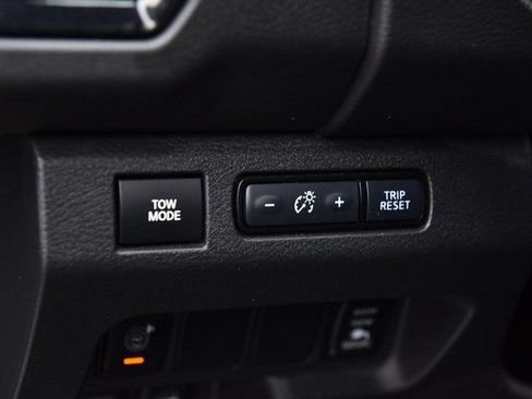Certified 2025 Nissan Frontier PRO-4X w/ Pro Convenience Package AWD/4WD image 14