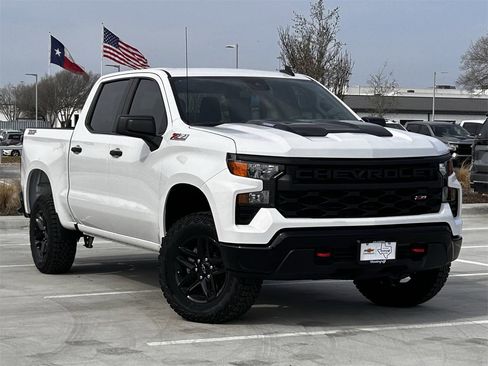 New 2026 Chevrolet Silverado 1500 Custom Trail Boss image 2