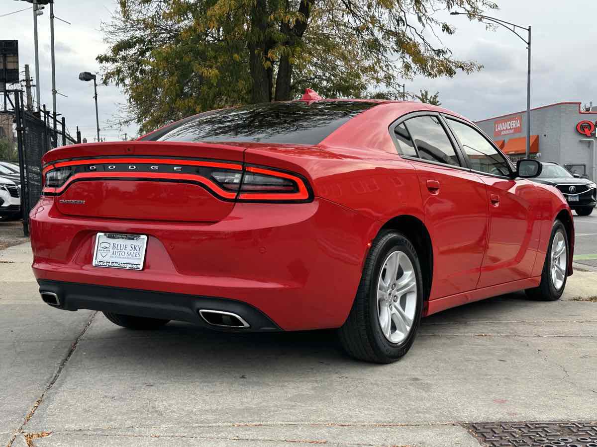 Used 2023 Dodge Charger SXT RWD image 5