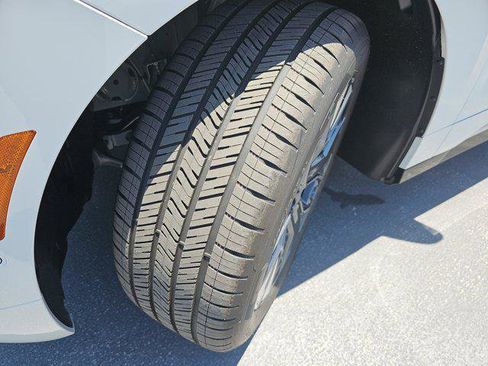 New 2026 BMW iX xDrive60 w/ Executive Package image 33