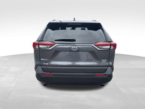 Used 2025 Toyota RAV4 XLE image 31
