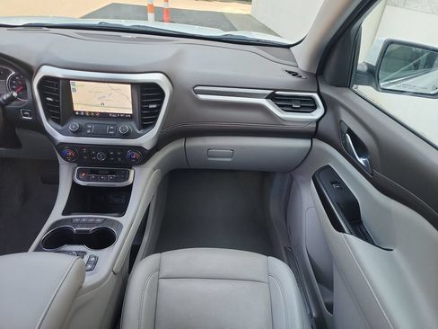 Used 2023 GMC Acadia SLT w/ Preferred Package FWD image 27