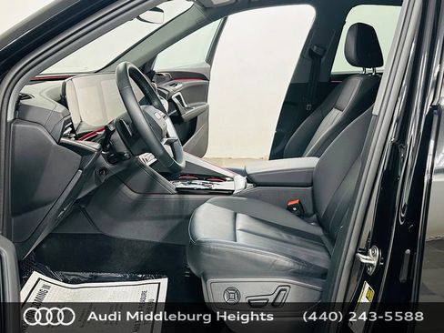 Certified 2025 Audi Q5 Premium w/ Convenience Package AWD/4WD image 10
