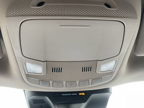 Used 2024 Ford Expedition XLT image 56