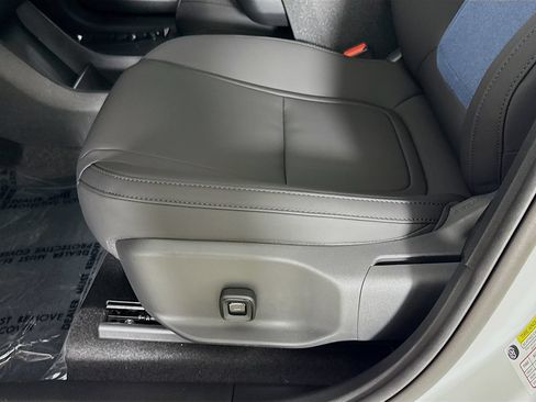 New 2026 Volvo EX30 Plus w/ Protection Package Premier AWD/4WD image 19