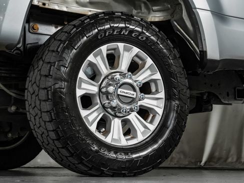 Used 2022 Ford F350 XLT w/ XLT Value Package AWD/4WD image 53