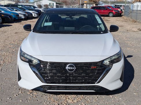 New 2025 Nissan Sentra SR image 12