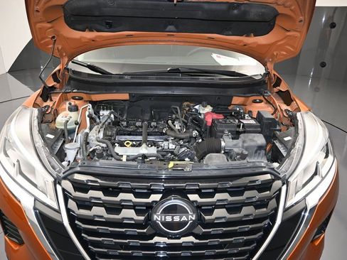 Used 2022 Nissan Kicks SV FWD image 26