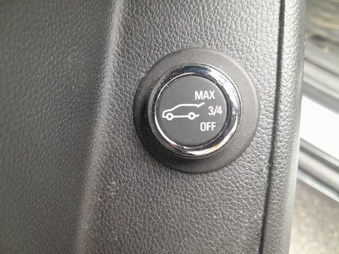 Used 2020 Chevrolet Traverse Premier w/ Redline Edition FWD image 15