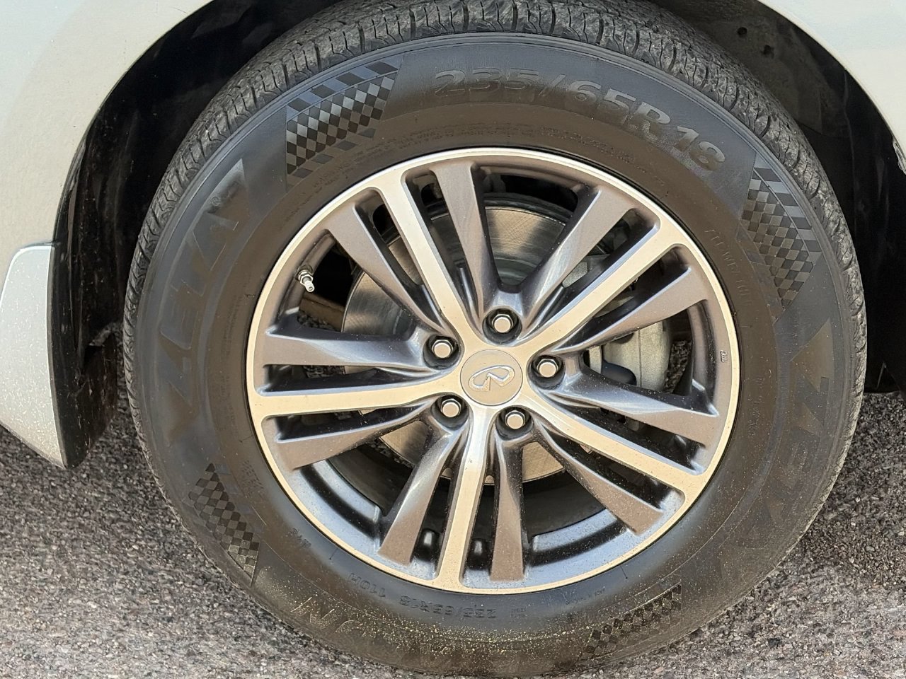 Used 2018 INFINITI QX60 FWD w/ Premium Plus Package image 9