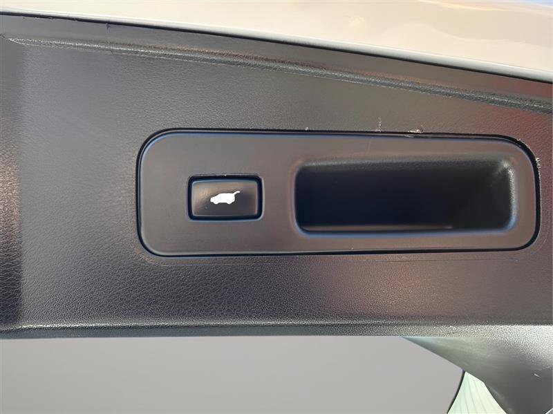 Used 2020 Acura MDX w/ Technology Package AWD/4WD image 36