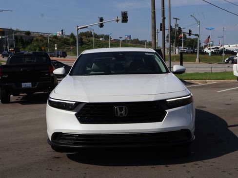 New 2026 Honda Accord LX image 2