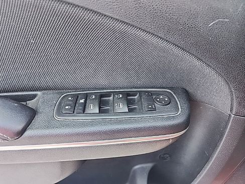 Used 2015 Dodge Charger SE w/ Popular Equipment Group image 18