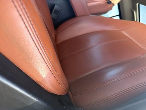 Used 2016 Land Rover LR4 HSE LUX AWD/4WD image 28