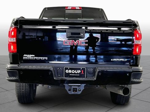 Used 2019 GMC Sierra 3500 Denali w/ Duramax Plus Package image 5