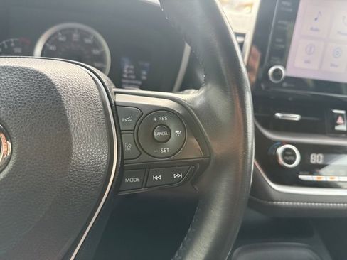 Used 2022 Toyota Corolla SE w/ Carpet Mat Package (TMS) image 32