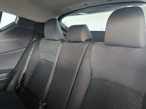 Used 2022 Toyota C-HR XLE image 14