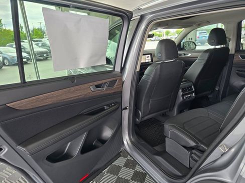 New 2026 Volkswagen Atlas SEL AWD/4WD image 33