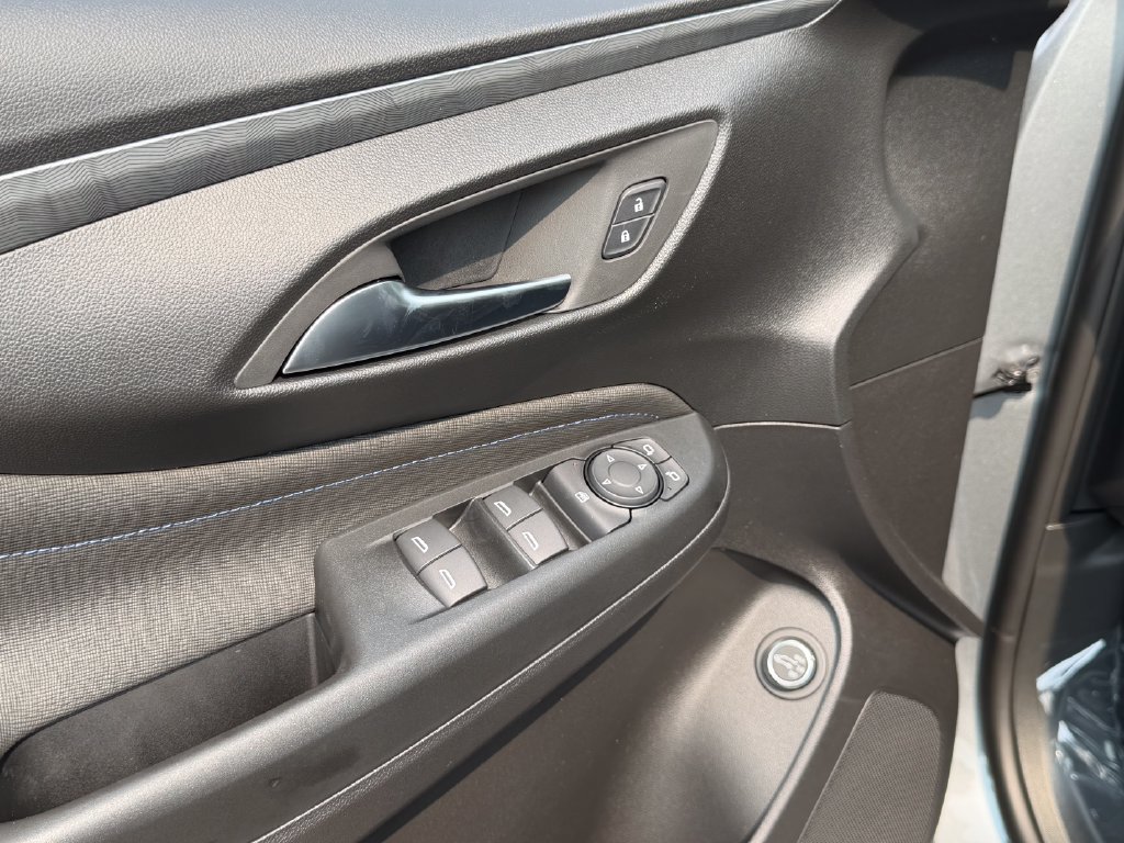 New 2026 Buick Envista Sport Touring w/ Convenience II Package FWD image 29