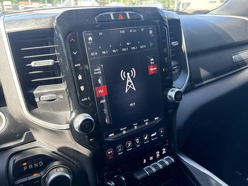 Used 2020 RAM 1500 Big Horn AWD/4WD image 13