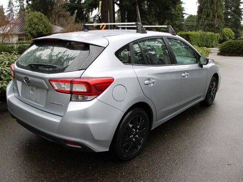 Used 2018 Subaru Impreza 2.0i image 3