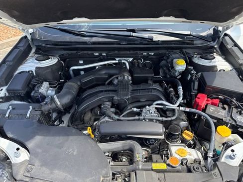 Used 2024 Subaru Outback Touring AWD/4WD image 21
