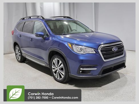 Used 2022 Subaru Ascent Limited w/ Technology Package AWD/4WD image 1