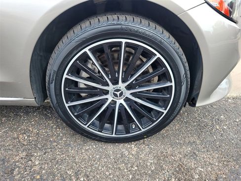 Used 2019 Mercedes-Benz C 300 4MATIC Sedan image 22