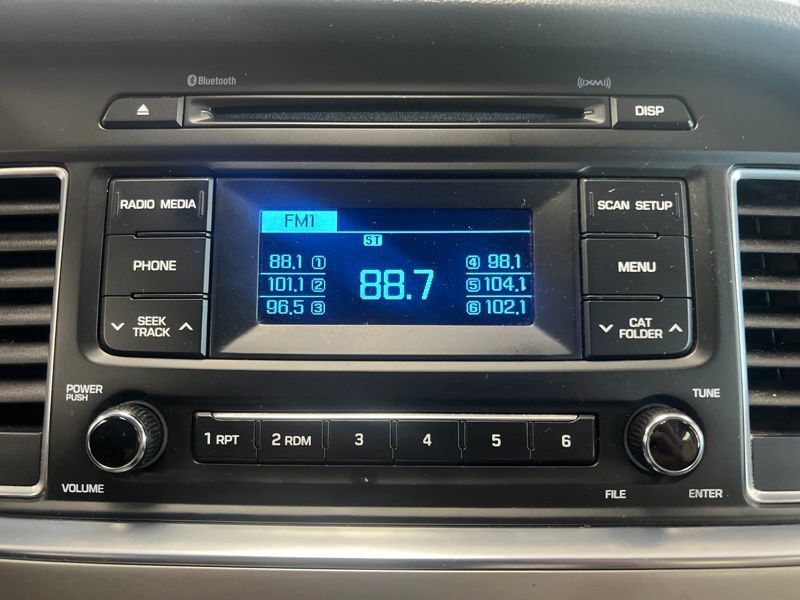 Used 2015 Hyundai Sonata SE FWD image 25
