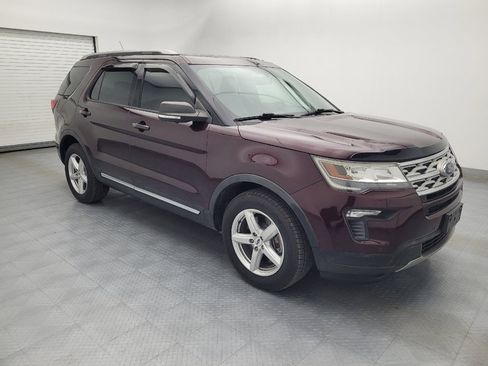 Used 2019 Ford Explorer XLT w/ Equipment Group 202A image 11