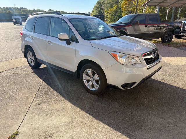 Used 2014 Subaru Forester 2.5i Premium w/ Popular Package #1 AWD/4WD image 2