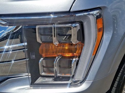 Used 2022 Ford F150 XLT w/ Equipment Group 302A High AWD/4WD image 8