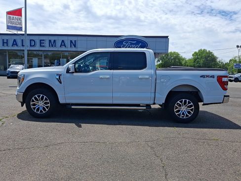 Used 2021 Ford F150 Lariat w/ Equipment Group 501A Mid AWD/4WD image 4
