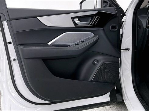 Certified 2026 Acura MDX FWD w/ Technology Package image 22