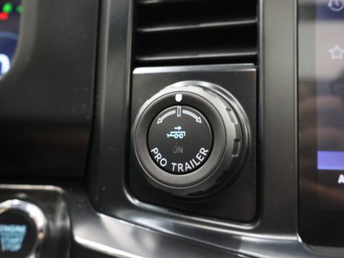 Used 2024 Ford F350 Lariat w/ Lariat Ultimate Package AWD/4WD image 54