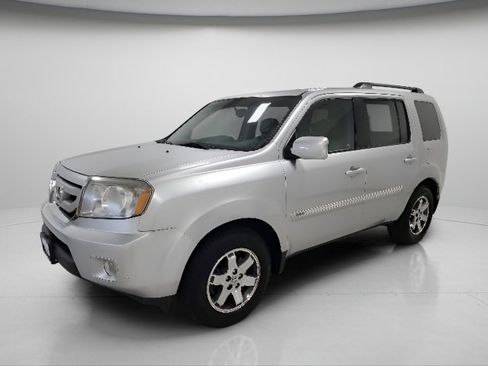 Used 2011 Honda Pilot Touring image 11
