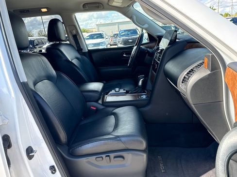 Used 2021 Nissan Armada SL w/ Captain's Chairs Package image 27