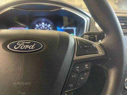 Used 2018 Ford Fusion S image 23