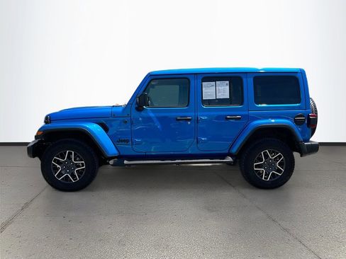 Certified 2025 Jeep Wrangler Sahara w/ Safety Group image 4