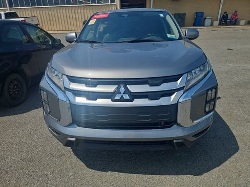 Used 2023 Mitsubishi Outlander Sport SE AWD/4WD image 4