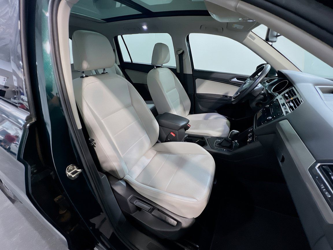 Used 2019 Volkswagen Tiguan SE FWD image 21
