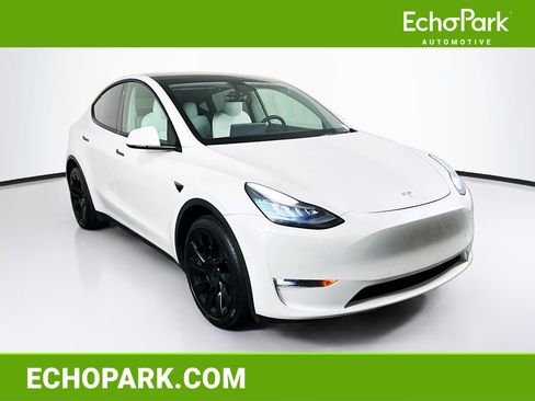 Used 2021 Tesla Model Y Long Range AWD/4WD image 1