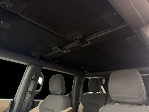 Used 2022 Ford Bronco Wildtrak AWD/4WD image 24